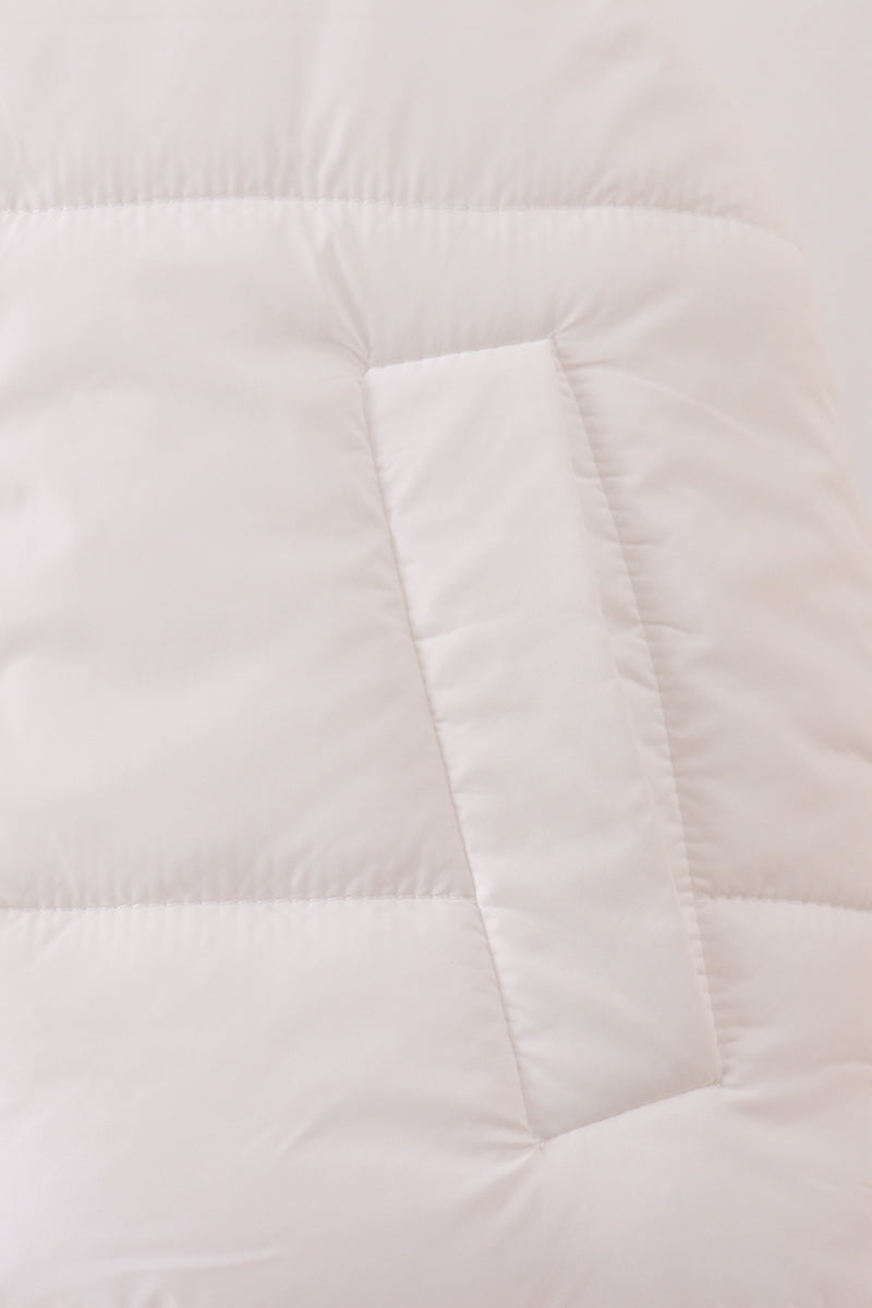 White-mom&me puffer vest