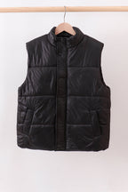 Black-mom&me puffer vest