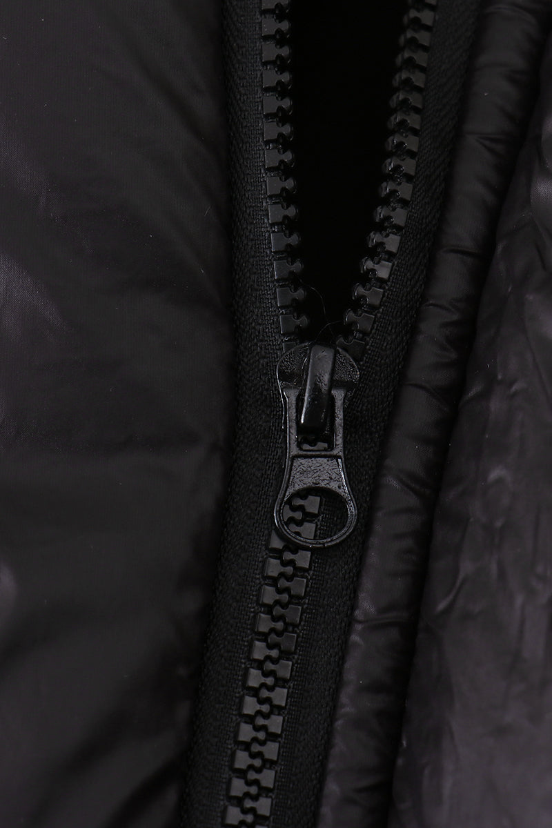 Black-mom&me puffer vest